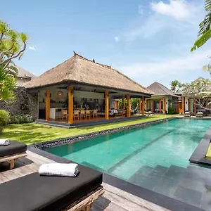 Wolfe By Finder Seminyak (Bali)